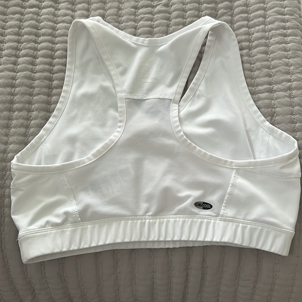 Adidas sports bra, CLIMACOOL size large SIZE TAG REMOVED - Picture 3 of 4